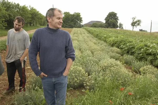 ESSENCIAGUA Laurent Gautun (huile essentielle...) ESSENCIAGUA Laurent Gautun (huile essentielle...)